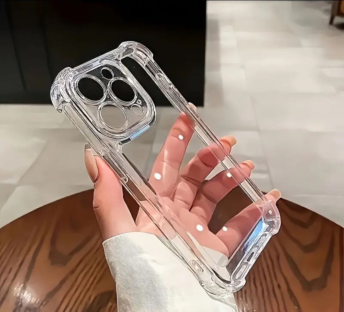 Shock-proof transparent case